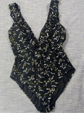 Michael Kors Size 14 Dainty Black Ruffle Floral Plunge One Piece Beach Swimsuit